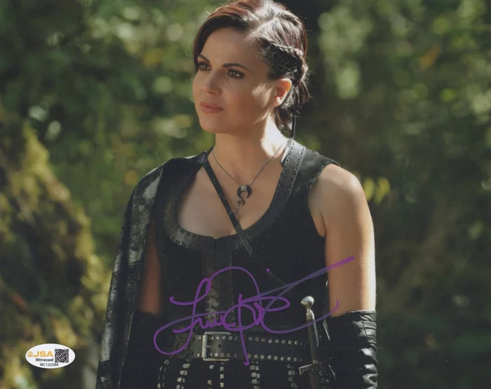 Lana Parrilla autograph