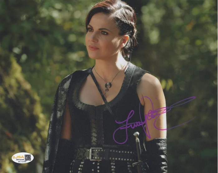 Lana Parrilla autograph