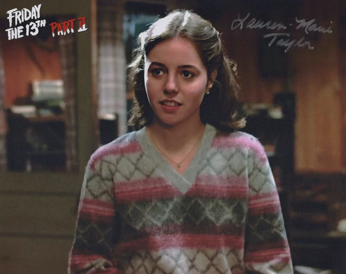 Lauren-Marie Taylor autograph