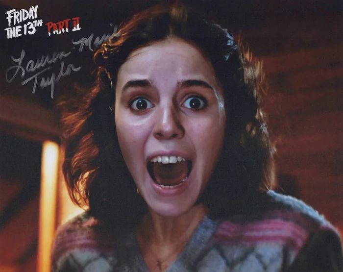 Lauren-Marie Taylor autograph