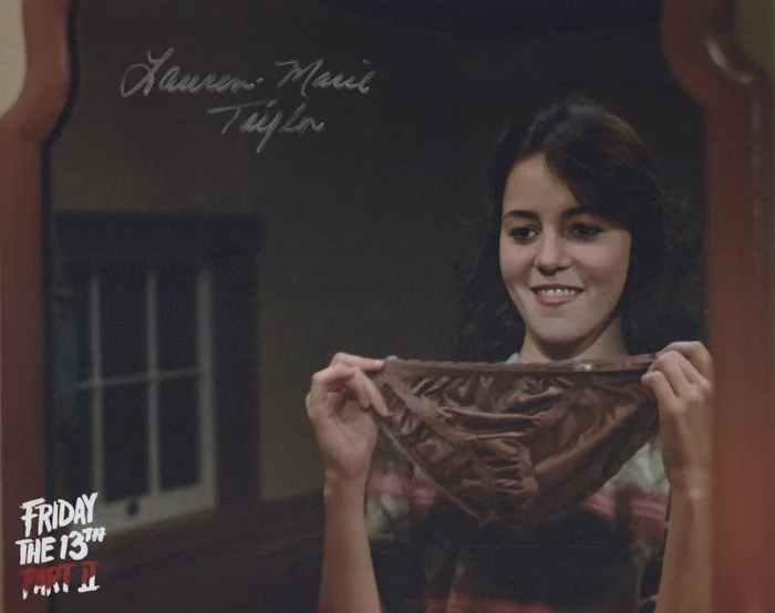 Lauren-Marie Taylor autograph