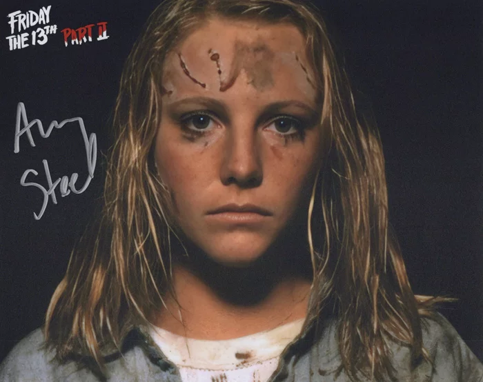 Amy Steel autograph