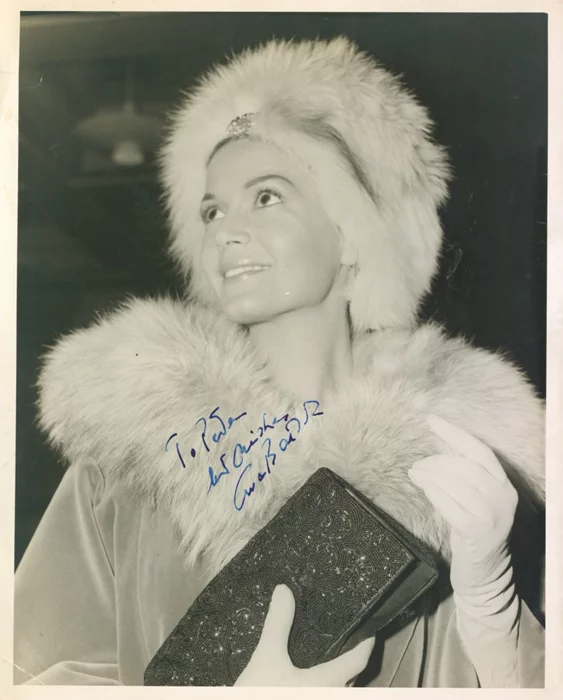 Eva Bartok autograph