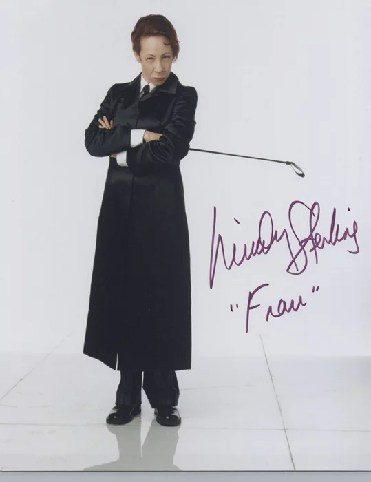 Mindy Sterling autograph