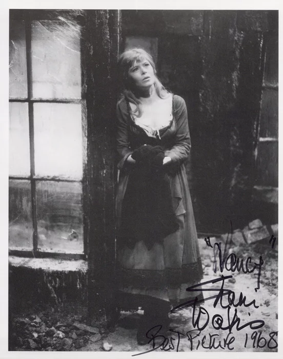 Shani Wallis autograph
