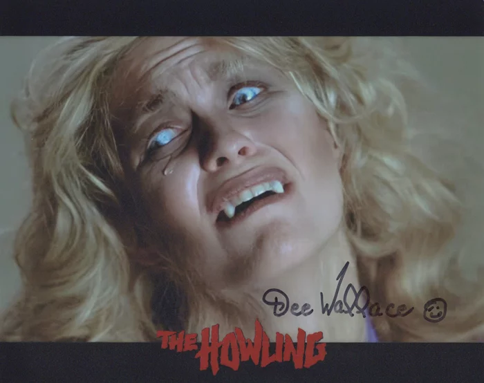 Dee Wallace autograph