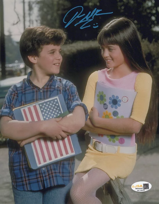 Danica McKellar autograph