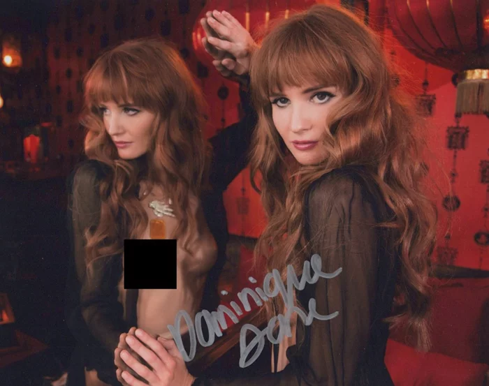 Dominique Jane autograph