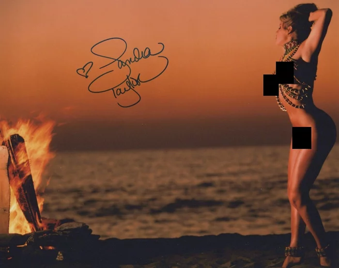 Sandra Taylor autograph