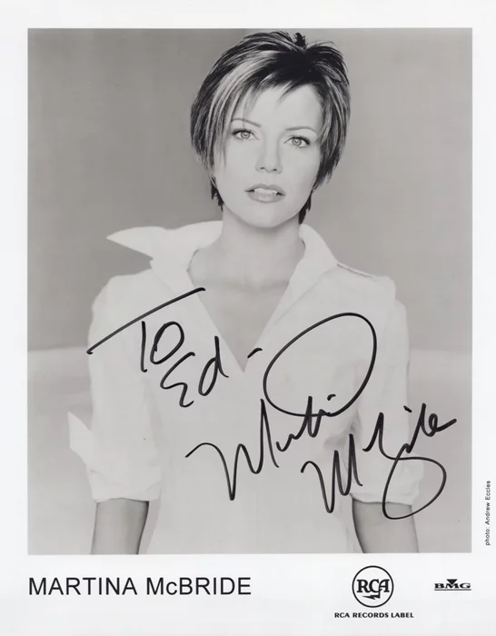 Martina McBride autograph