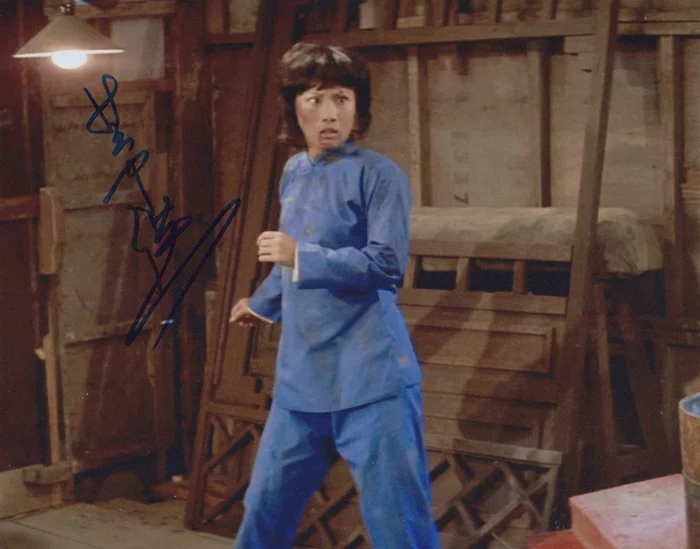 Angela Mao Ying autograph