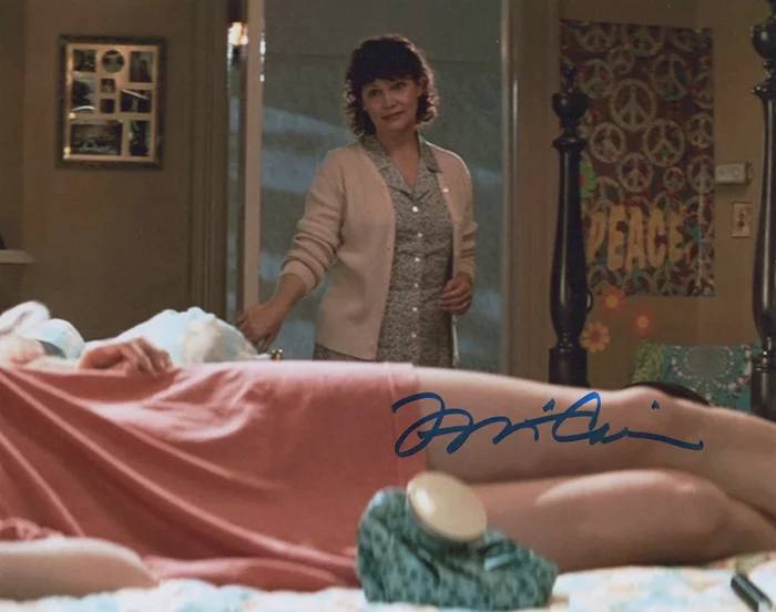 Frances Lee McCain autograph