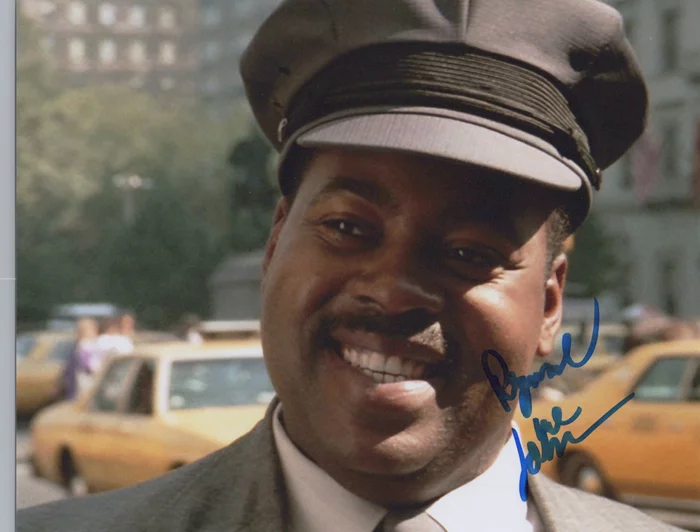 Reginald VelJohnson autograph