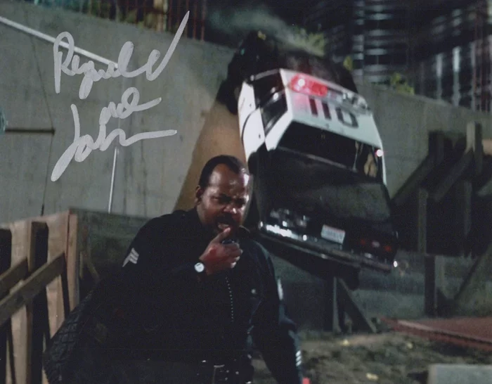 Reginald VelJohnson autograph