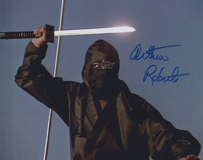 Arthur Roberts autograph