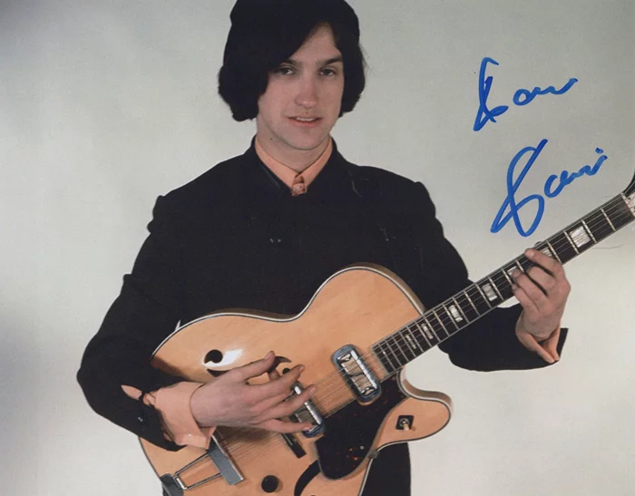 Dave Davies autograph