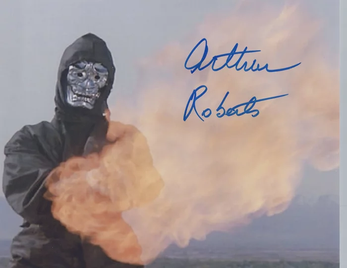 Arthur Roberts autograph