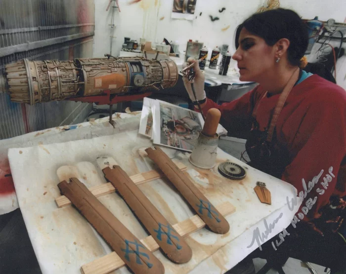 Melanie Walas autograph