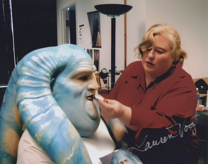 Lauren Vogt autograph