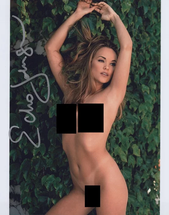 Echo Johnson autograph