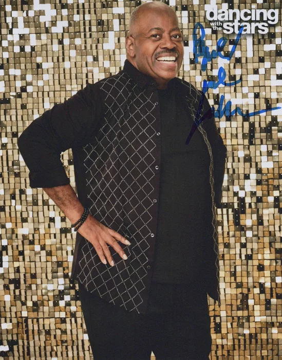 Reginald VelJohnson autograph