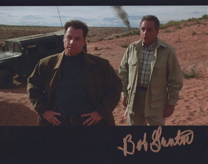Bob Gunton autograph