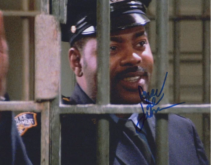 Reginald VelJohnson autograph