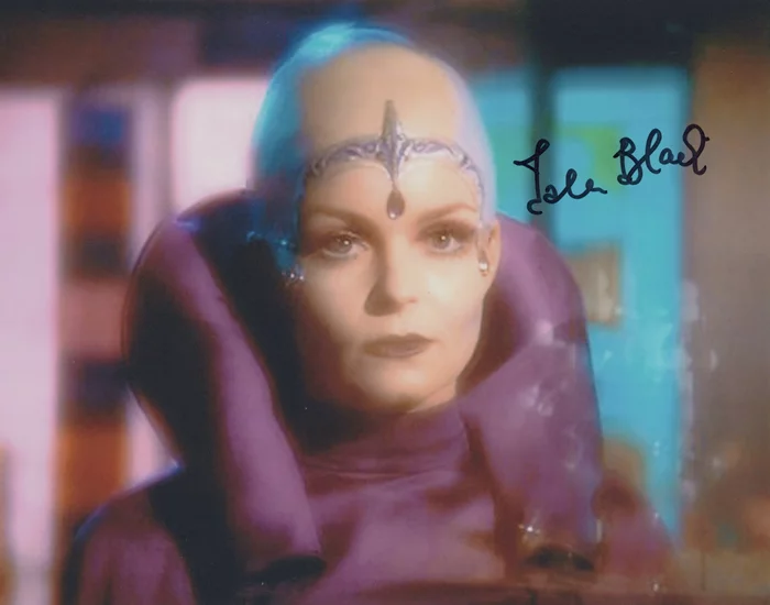 Isla Blair autograph