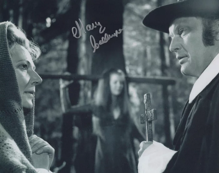 Mary Collinson autograph