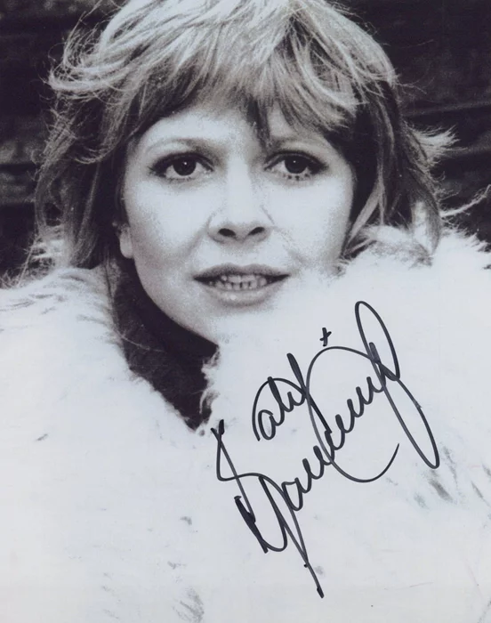 Katy Manning autograph