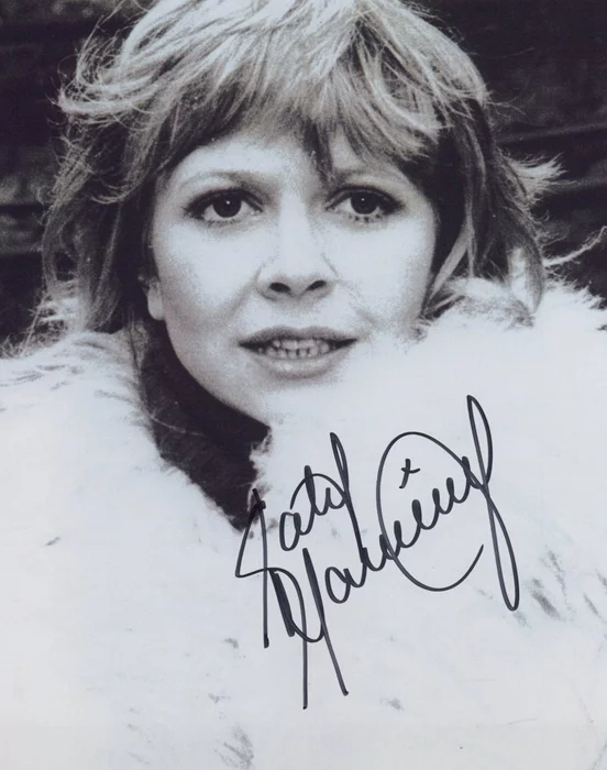 Katy Manning autograph