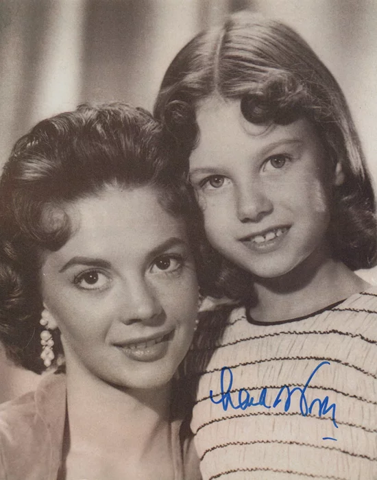 Lana Wood autograph