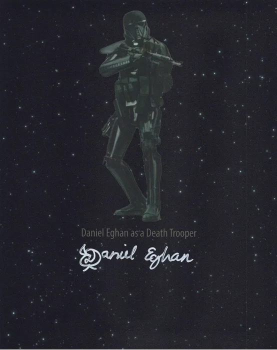 Daniel Eghan autograph
