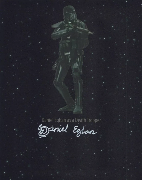 Daniel Eghan autograph