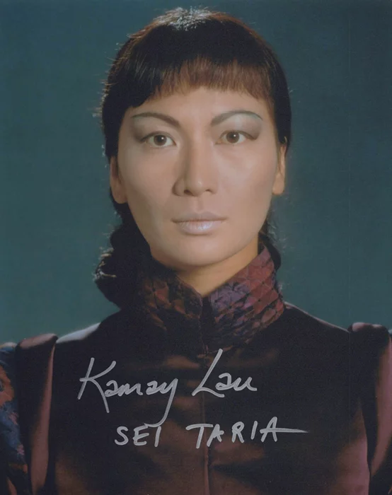 Kamay Lau autograph