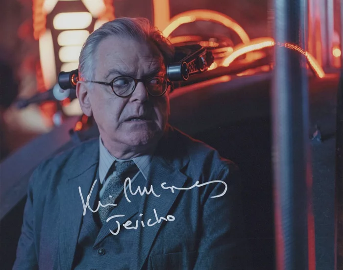 Kevin McNally autograph