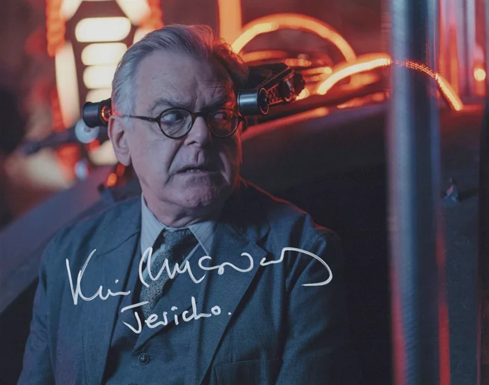 Kevin McNally autograph