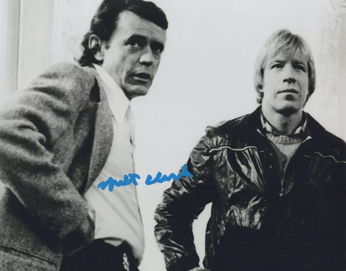 Matt Clark autograph