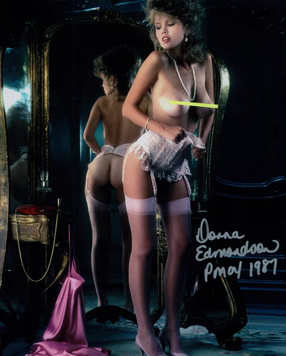 Donna Edmondson autograph