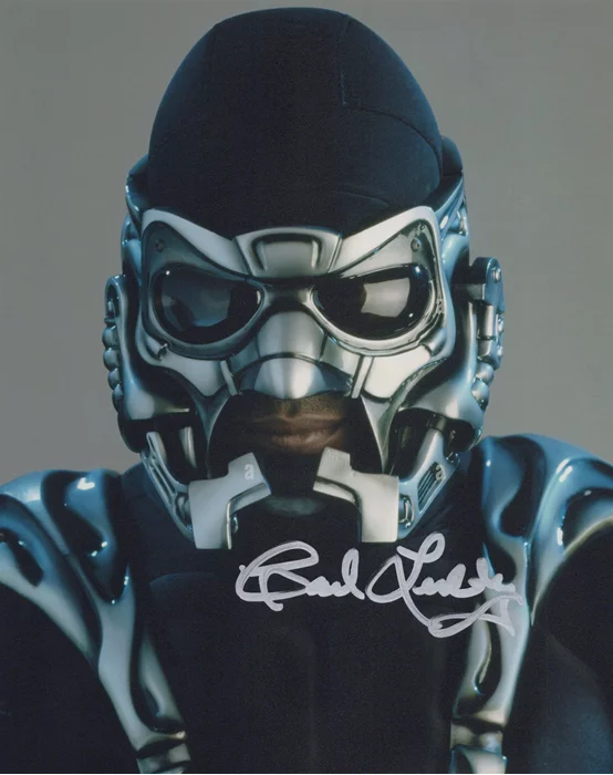 Carl Lumbly autograph