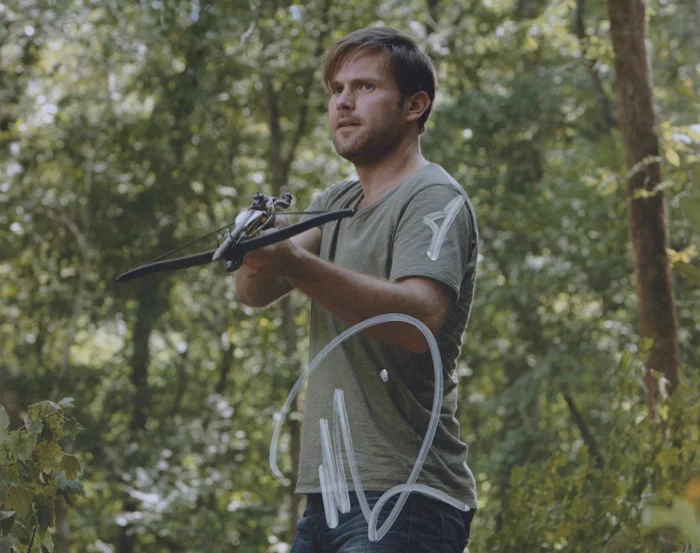 Matthew Davis autograph