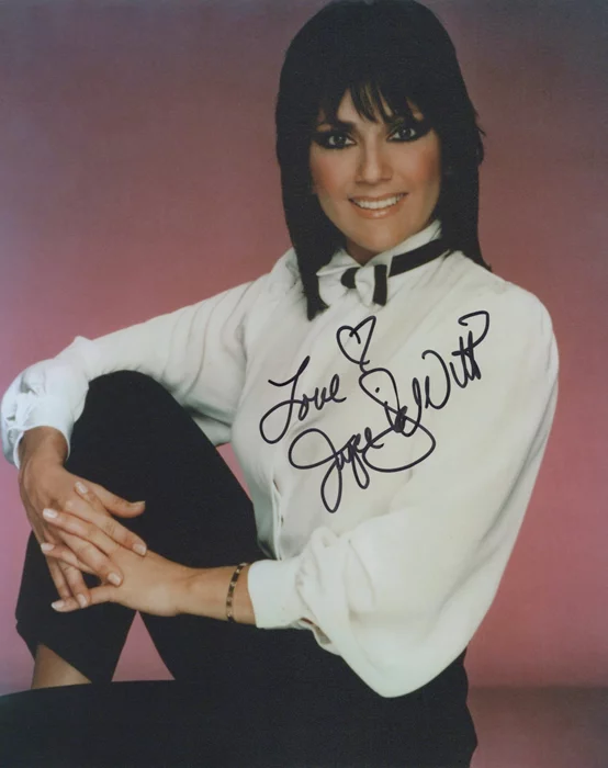 Joyce DeWitt autograph