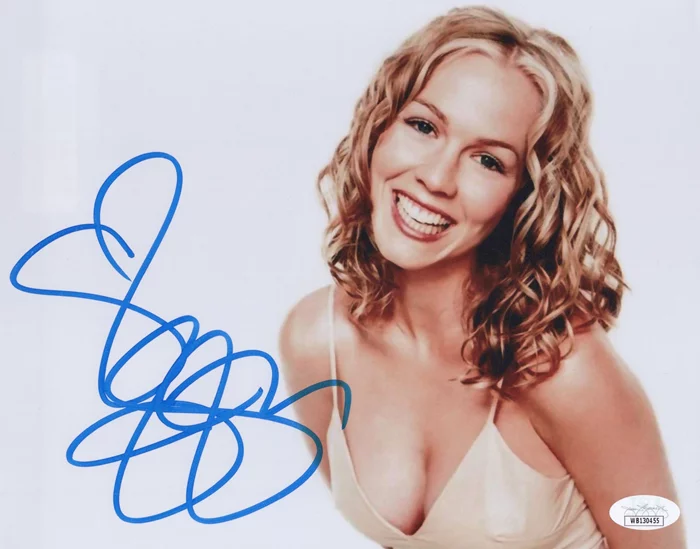 Jennie Garth autograph