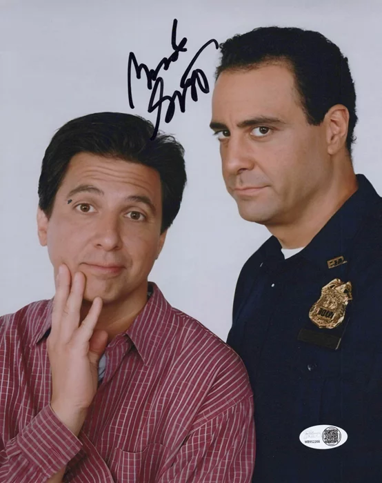 Brad Garrett autograph