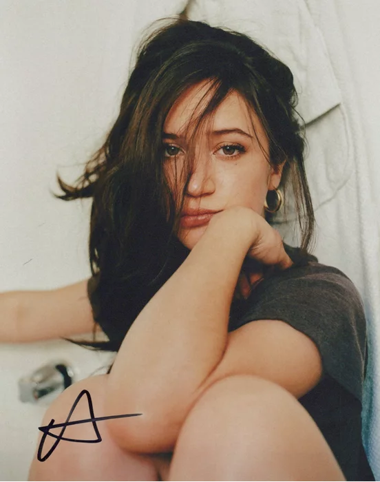 Gideon Adlon autograph