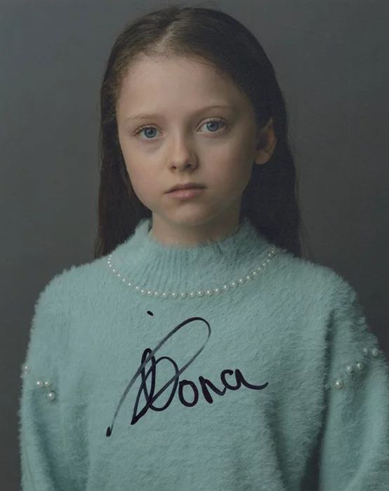 Iona Bell autograph