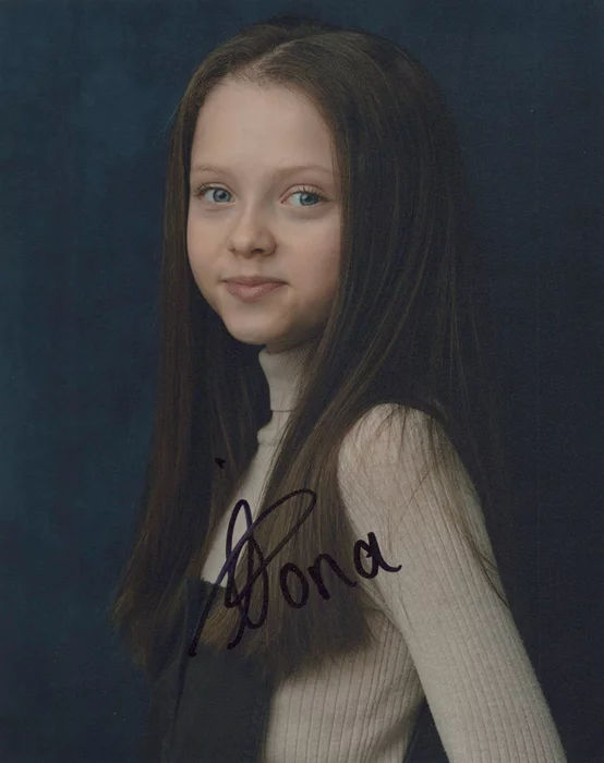 Iona Bell autograph