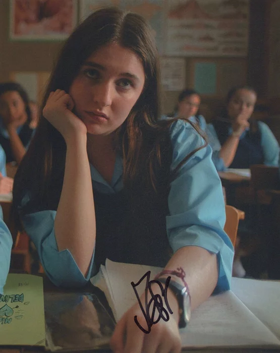 Marni Duggan autograph