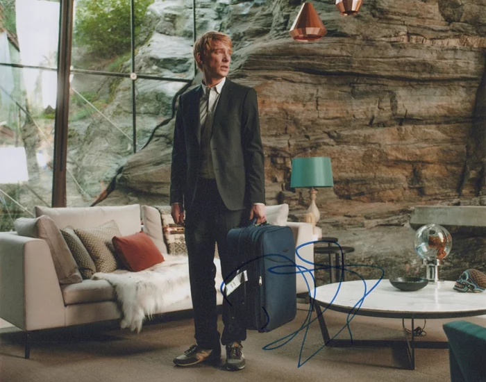Domhnall Gleeson autograph