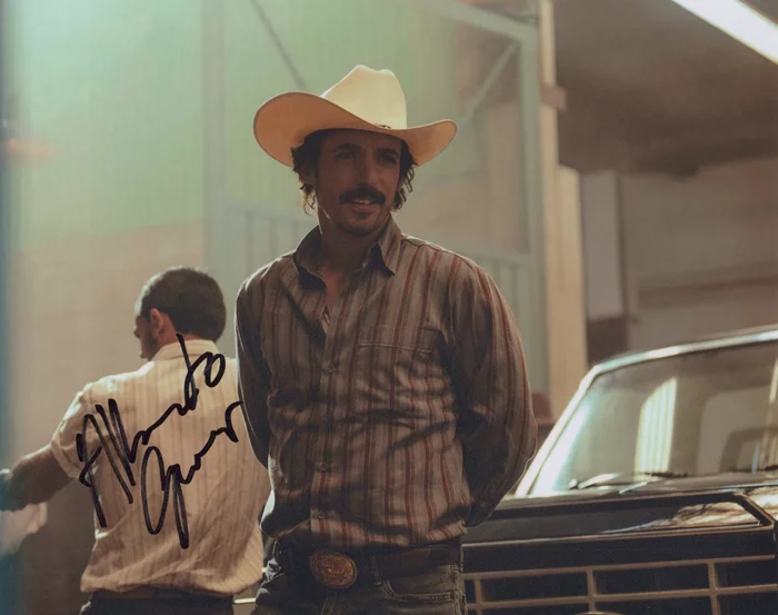 Alberto Guerra autograph